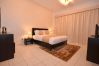 Apartment in Dubai - Spacious 2br with terrace on Marina