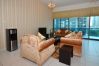 Apartment in Dubai - Spacious 2br with terrace on Marina