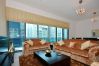 Apartment in Dubai - Spacious 2br with terrace on Marina