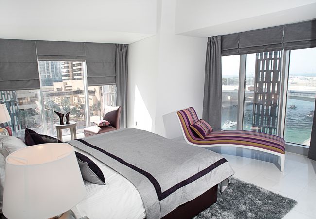  in Dubai - Waterfront suite at iconic tower