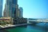 Apartment in Dubai - Waterfront suite at iconic tower