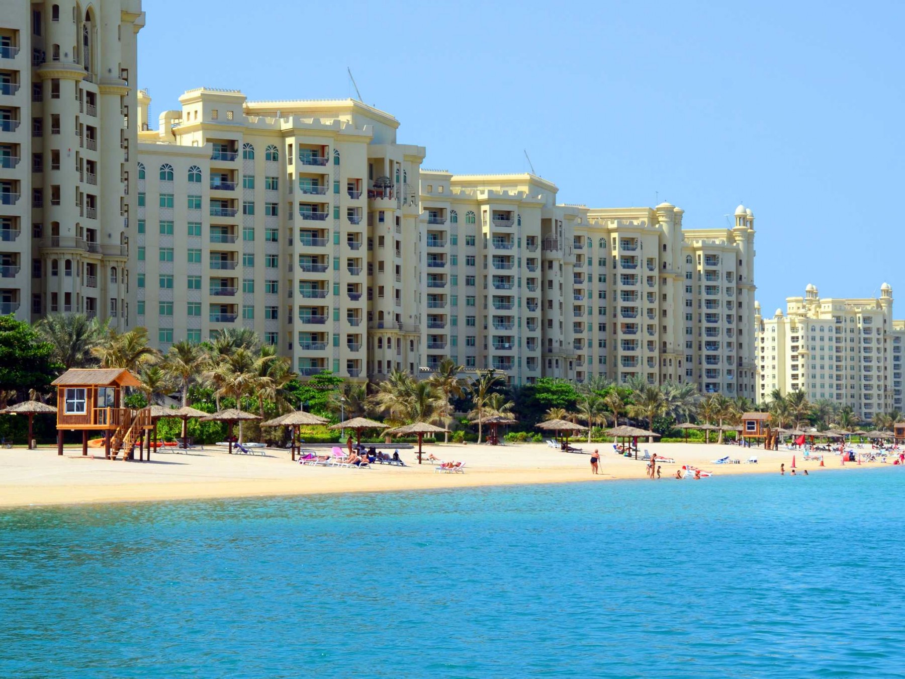 Dubai Rentals On The Palm Jumeirah Al Sultana Hometown Get Tanned At Dubai Rental Private Beach
