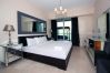 Apartment in Dubai - Luxurious 2 Bedroom At The Waves A