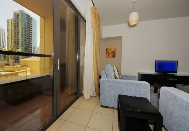 Studio in Dubai - Beautiful Dubai Short Term Apartment by the JBR Walk