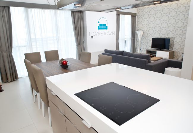 Apartment in Dubai - Designer Furnished Apartment in Dubai with beautiful terrace