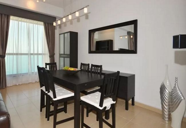 Apartment in Dubai - Big 2br with stunning beach views