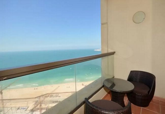 Apartment in Dubai - Big 2br with stunning beach views