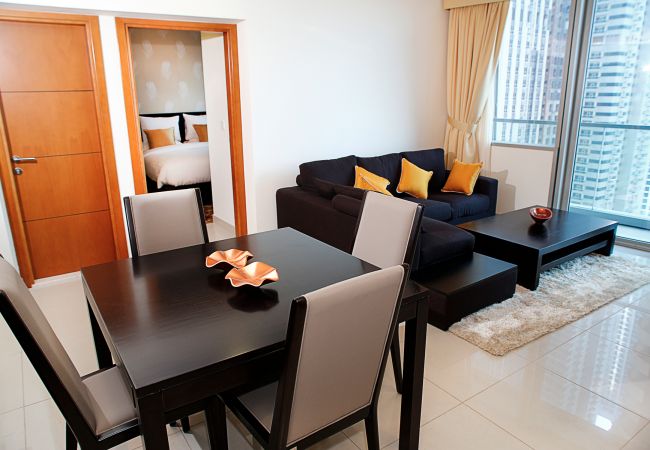 Apartment in Dubai - Open sea views at Dubai Marina 2br