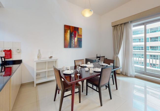 Apartment in Dubai - Waterfront 1 Bedroom apartment in Westside Marina