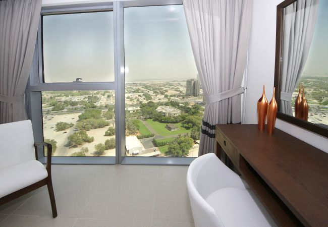 Apartment in Dubai - 2BR Awe-inspiring Apartment in DIFC