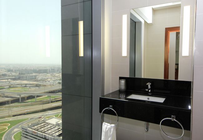 Apartment in Dubai - 2BR Awe-inspiring Apartment in DIFC