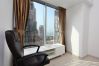 Apartment in Dubai - Cayan Tower Holiday Rental with Amazing Views