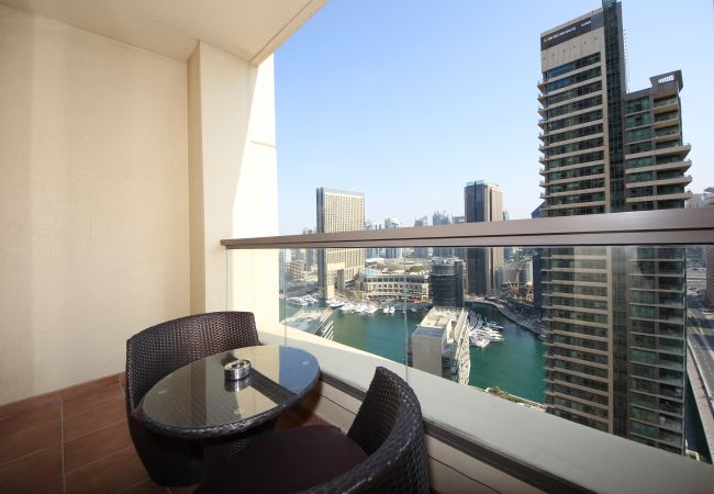 Apartment in Dubai - Full Marina view and right on white sandy beach