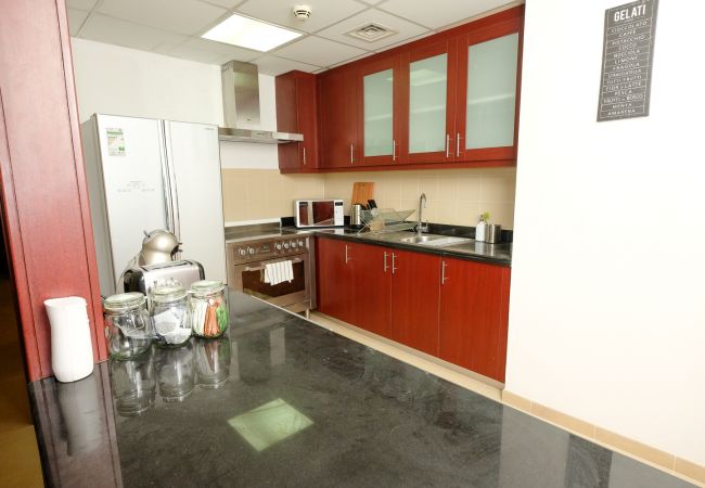 Apartment in Dubai - Fantastic 1BR in JBR Next to the Beach