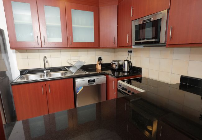 Apartment in Dubai - Incredible Sea View holiday rental 2BR on JBR