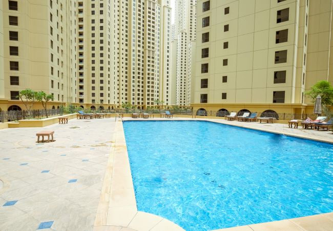 Apartment in Dubai - Incredible Sea View holiday rental 2BR on JBR