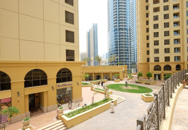 Apartment in Dubai - Incredible Sea View holiday rental 2BR on JBR