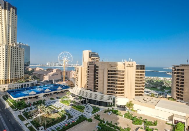 Studio in Dubai - Modern Studio Holiday Apartment with Dubai Eye and sea views