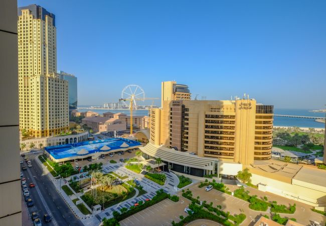Studio in Dubai - Modern Studio Holiday Apartment with Dubai Eye and sea views