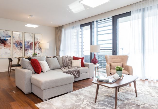 Dubai Holiday Rentals | Short Term Rentals | Hometown Apartments