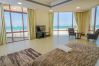 Villa in Dubai - Beachfront Villa - 7 BR + Maids Room on Kite Beach