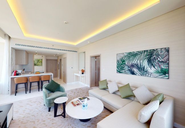 Apartment in Dubai - One Bed Luxury Apartment in Palm Tower