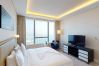 Apartment in Dubai - One Bed Luxury Apartment in Palm Tower