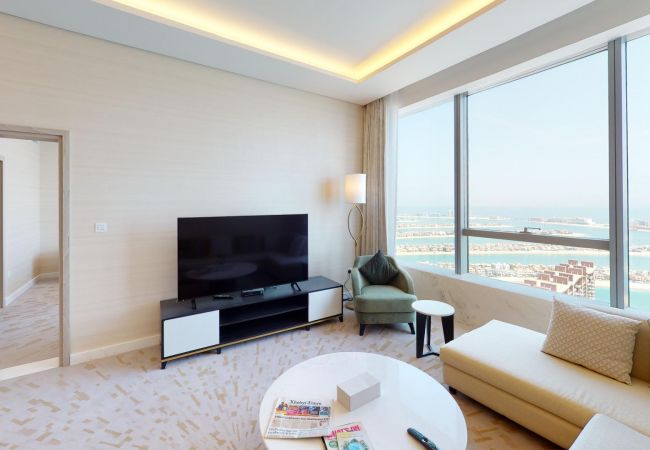 Apartment in Dubai - Breathtaking views from One Bed Apt in Palm