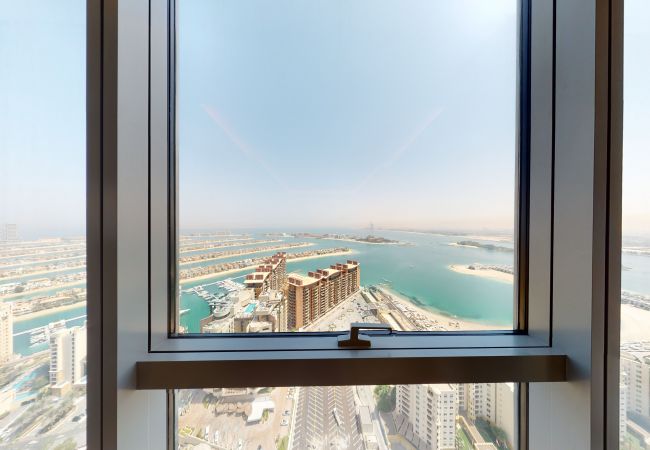 Apartment in Dubai - Breathtaking views from One Bed Apt in Palm