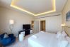 Apartment in Dubai - Breathtaking views from One Bed Apt in Palm