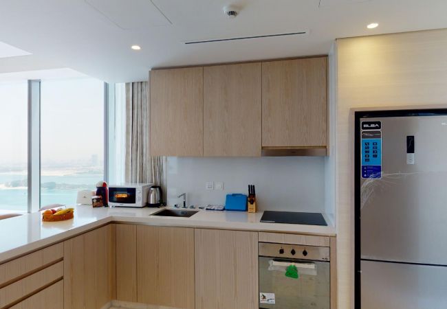 Apartment in Dubai - One Bed Apt. in Palm with Magnificent Views