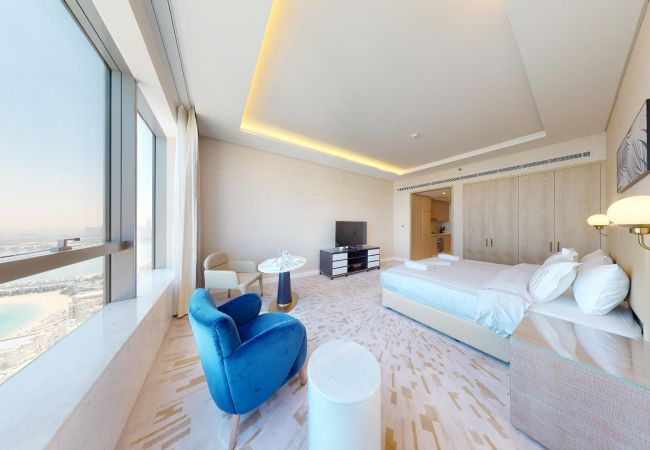 Studio in Dubai - Elevated Living in a  Studio in Palm Tower