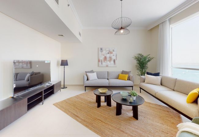 Apartment in Dubai - Stylish 2-Bedroom Apartment in JBR, Perfect for Enjoying the Ocean Vistas.