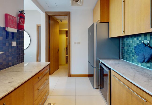 Apartment in Dubai - Embrace Luxury Living in Iris Blue Tower's 1-Bedroom Retreat