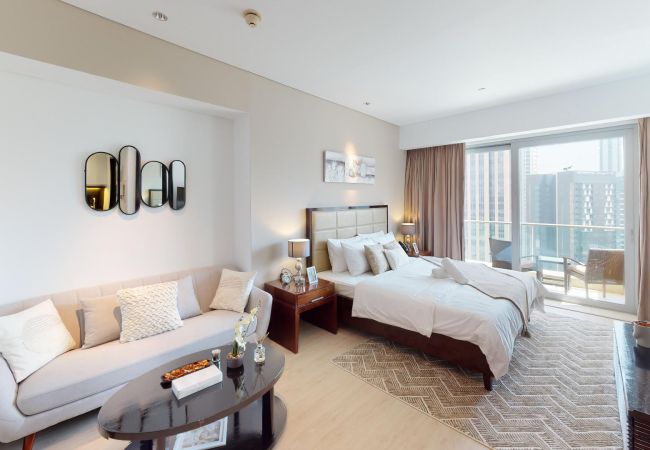 Apartment in Dubai - Luxurious Waterfront Studio at the Address Marina