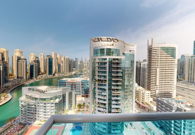 Apartment in Dubai - Splendour Luxury One Bedroom in Marina